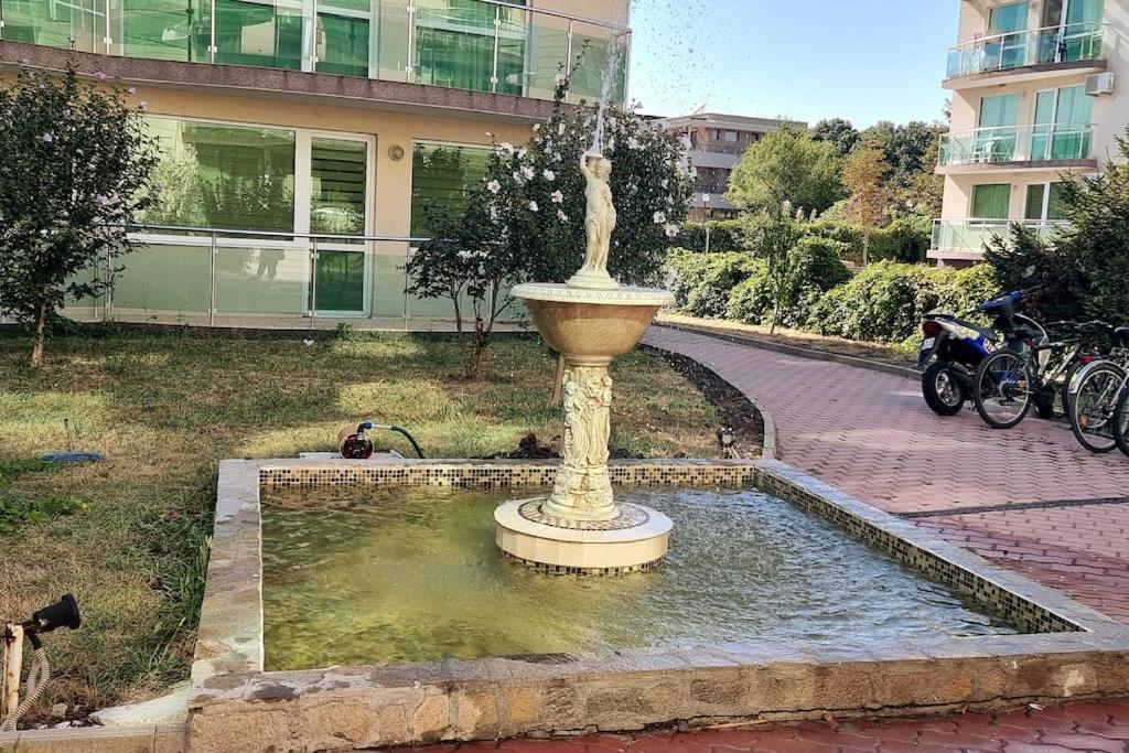 Уютен Апартамент Близо До Морето Igroeg Burgas Stad Buitenkant foto